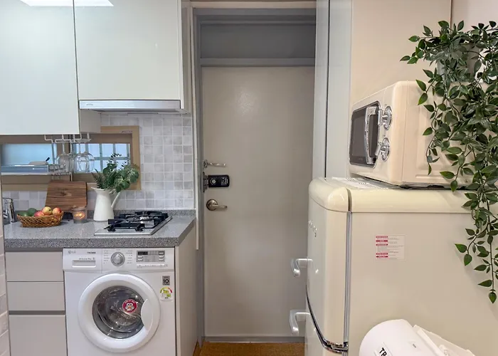 Cozy 2 Min Walk To Konkuk Univ Station Near Seongsu Seul