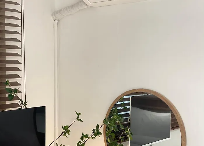 Cozy 2 Min Walk To Konkuk Univ Station Near Seongsu