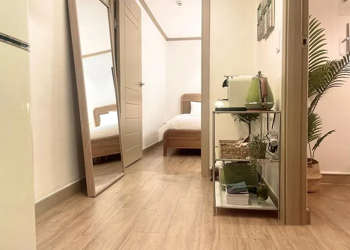 Cozy 2 Min Walk To Konkuk Univ Station Near Seongsu